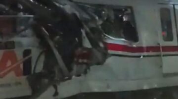 Musibah Tak Ada yang Tahu, KAI Sampaikan Permohonan Maaf dan Fokus Evakuasi Penumpang di Stasiun Bekasi Timur
